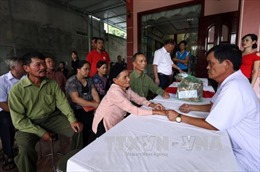 Khám bệnh, cấp thuốc miễn phí cho đối tượng chính sách ở xã vùng biên Điện Biên